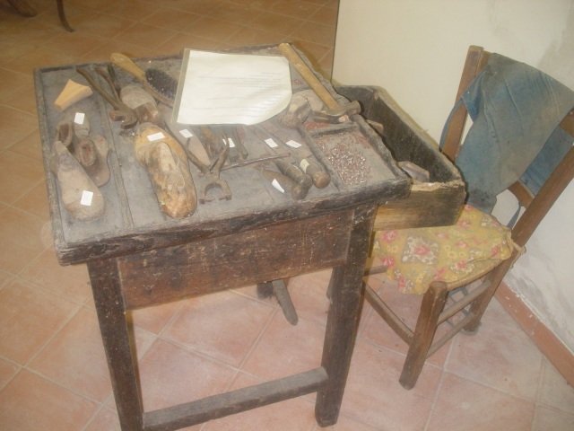 Il banco del ciabattino